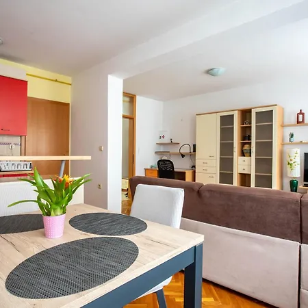 Antares Apartment Bjelovar Exterior photo